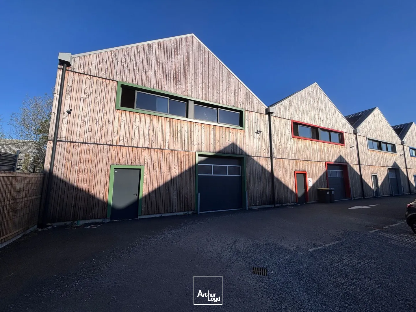 Locaux d'activité & Entrepôts - Location - SAINT HERBLAIN - 44800 - 194-400 - 7774064