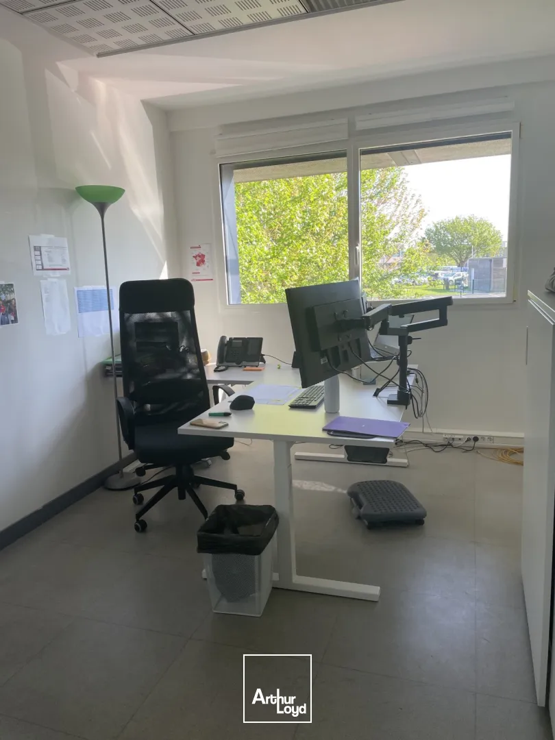 Locaux d'activité & Entrepôts - Vente - LA CHAPELLE SUR ERDRE - 44240 - 872-872 - 7774086