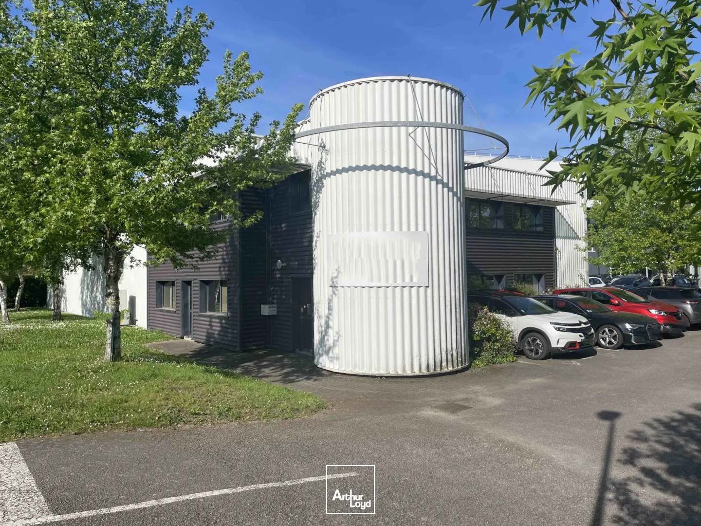 Locaux d'activité & Entrepôts - Vente - LA CHAPELLE SUR ERDRE - 44240 - 872-872 - 7774077