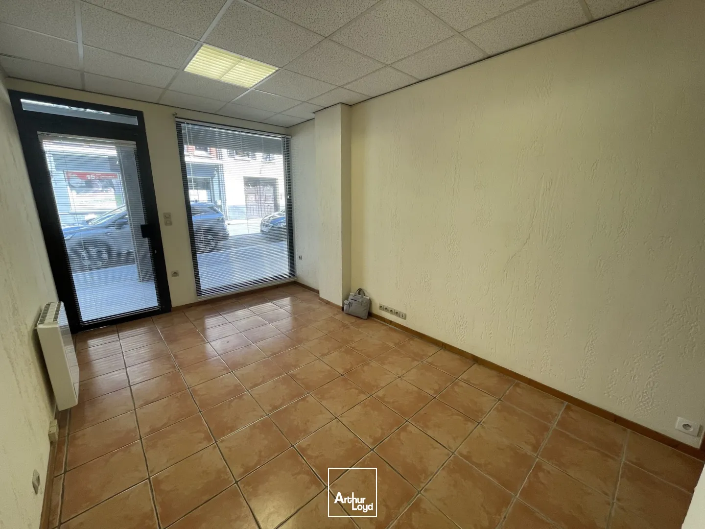 Locaux commerciaux - Location - EVREUX - 27000 - 35.5-35.5 - 7774188
