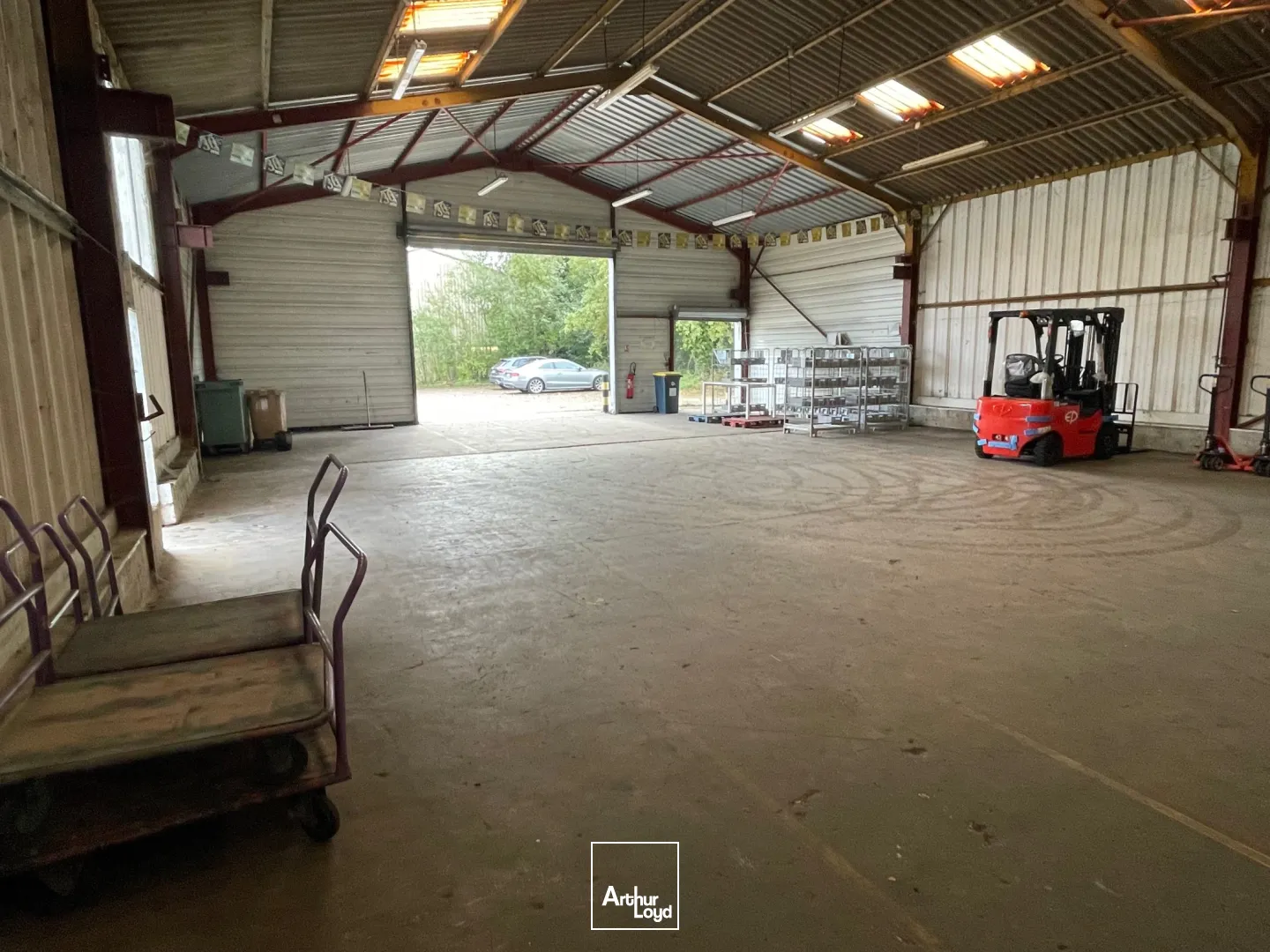 Locaux d'activité & Entrepôts - Location - GAILLON - 27600 - 323-323 - 7774195