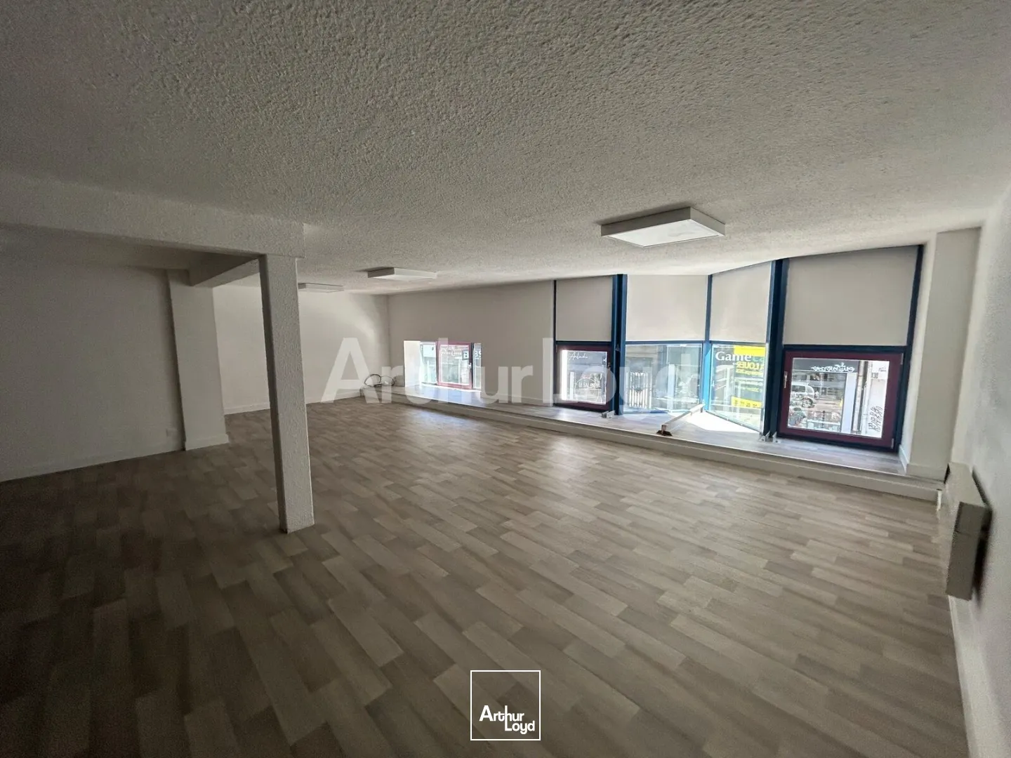 Locaux commerciaux - Location - LILLE - 59800 - 356-356 - 7774290
