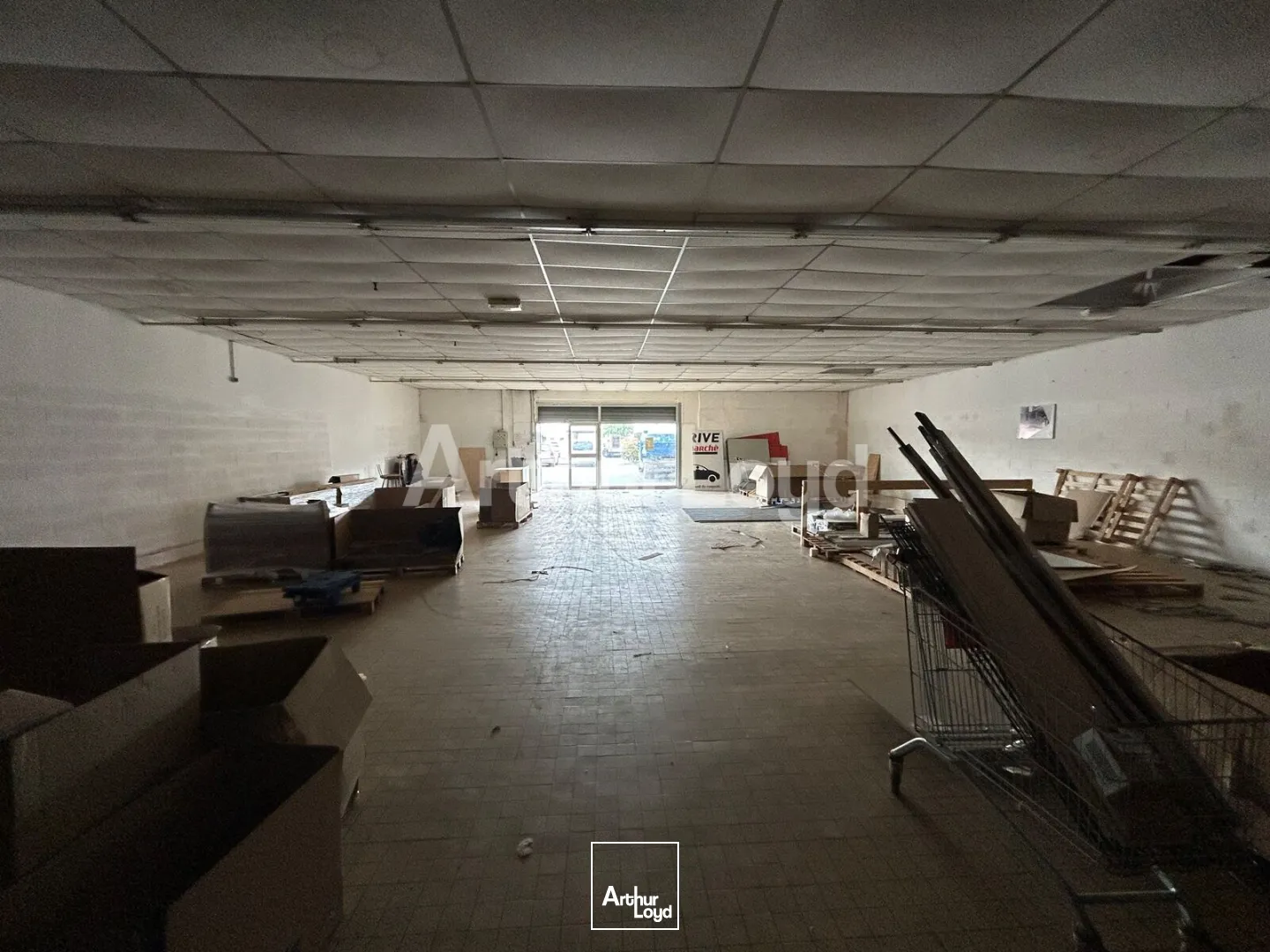 Locaux commerciaux - Location - MONTIGNY EN OSTREVENT - 59182 - 120-416 - 7774324