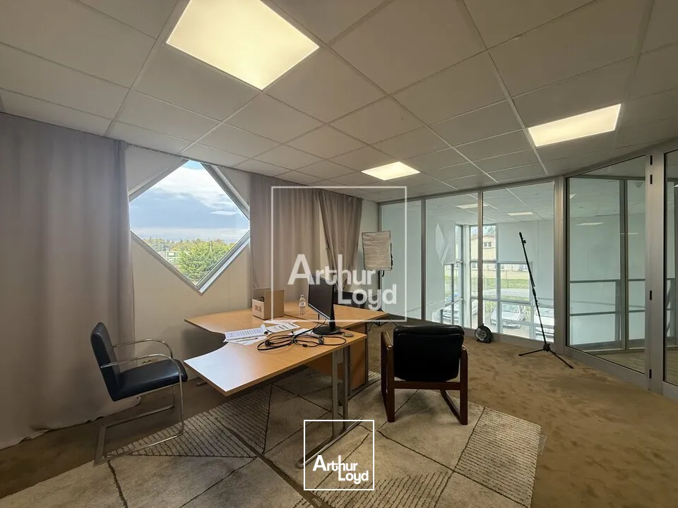 Locaux d'activité & Entrepôts - Location - MORET SUR LOING - 77250 - 140-1900 - 7774649