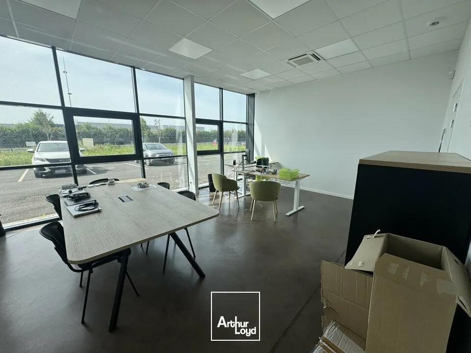 Locaux d'activité & Entrepôts - Location - CHANCEAUX SUR CHOISILLE - 37390 - 1645-1645 - 7774706