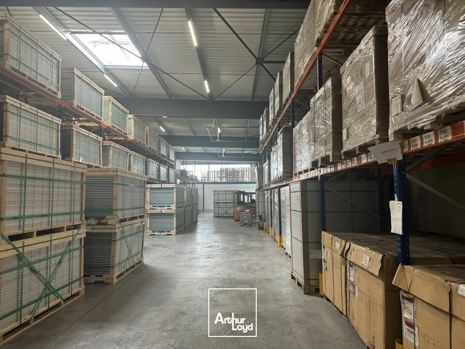 Locaux d'activité & Entrepôts - Location - CHANCEAUX SUR CHOISILLE - 37390 - 1645-1645 - 7774707