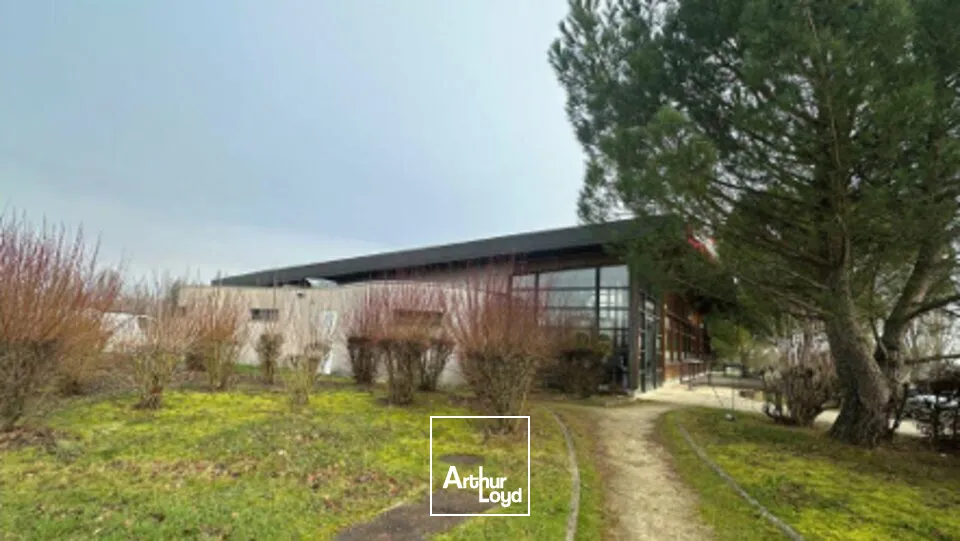 Locaux commerciaux - Vente - SAINT-DOULCHARD - 18230 - 595-595 - 7774726