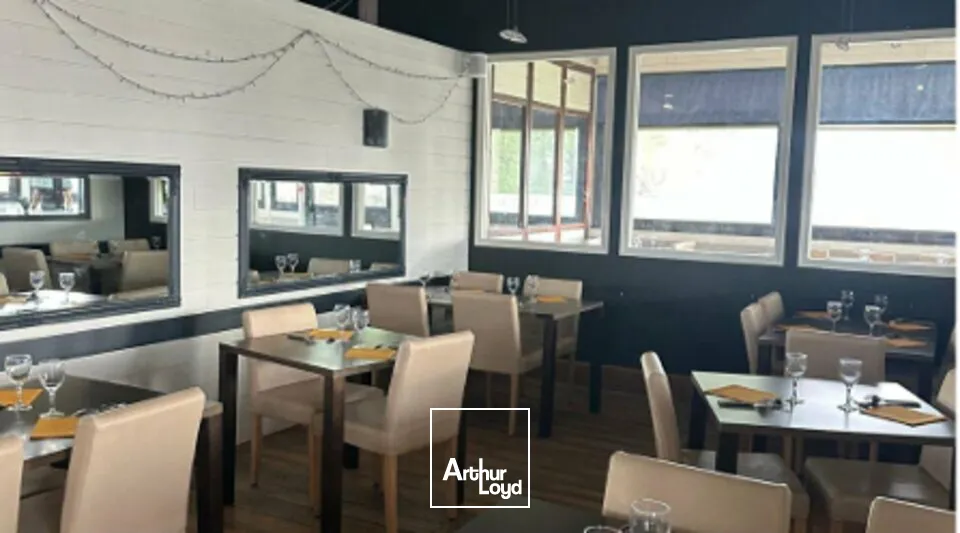 Locaux commerciaux - Vente - SAINT-DOULCHARD - 18230 - 595-595 - 7774730