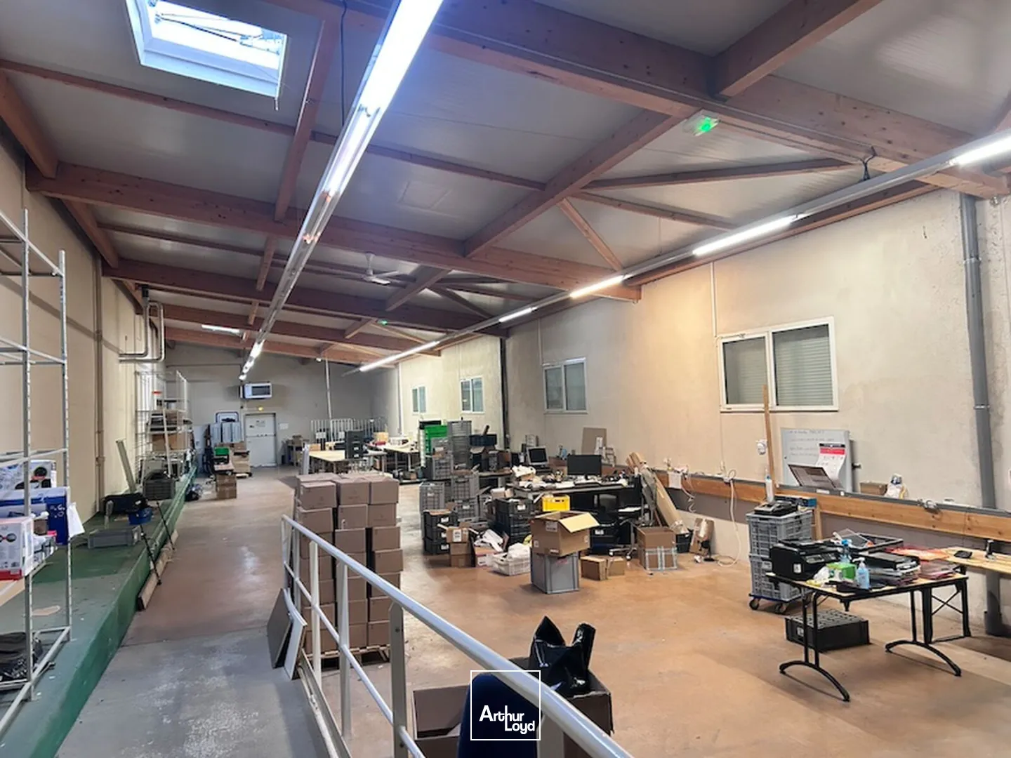 Locaux d'activité & Entrepôts - Location - CHARNAY LES MACON - 71850 - 1835-1835 - 7774993