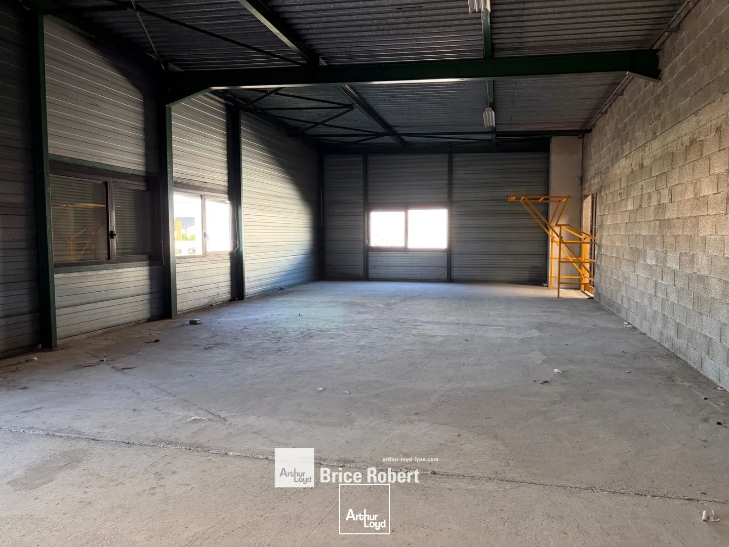 Locaux d'activité & Entrepôts - Location - GENAS - 69740 - 1630-1630 - 7775319