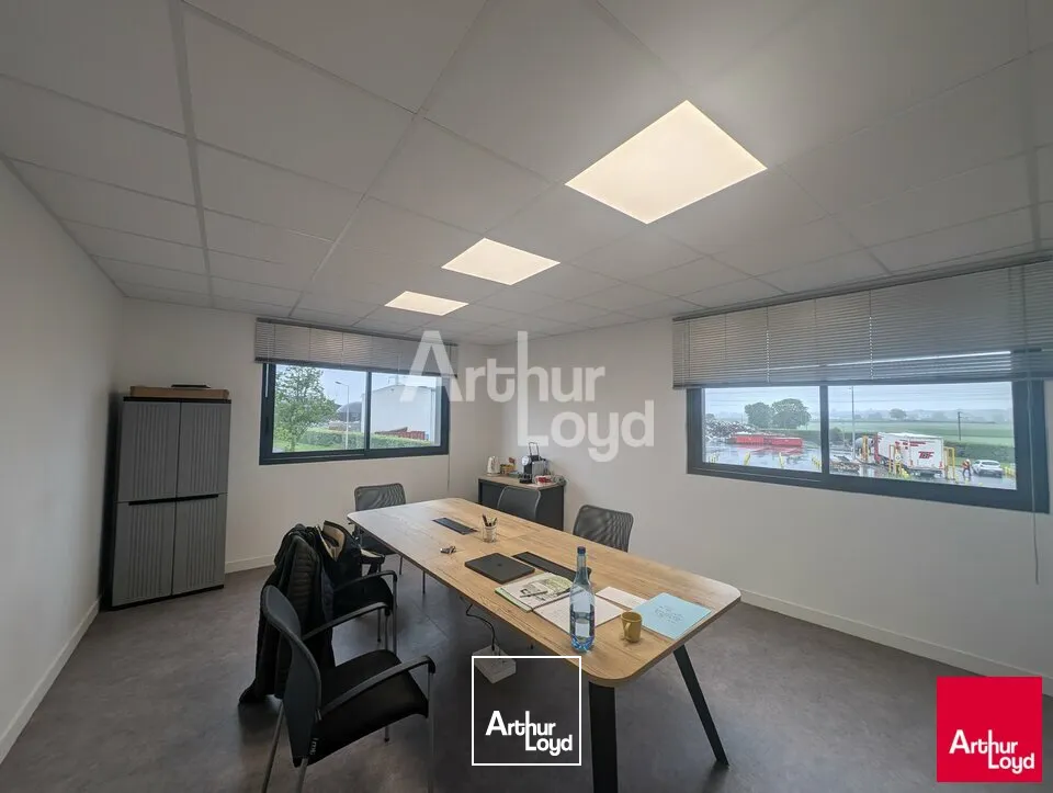Locaux d'activité & Entrepôts - Vente - BELLEVIGNE-LES-CHÂTEAUX - 49260 - 872-872 - 7776517
