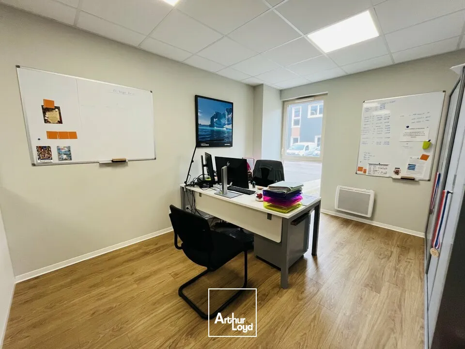 Locaux d'activité & Entrepôts - Location - MONTIVILLIERS - 76290 - 422-422 - 7776563