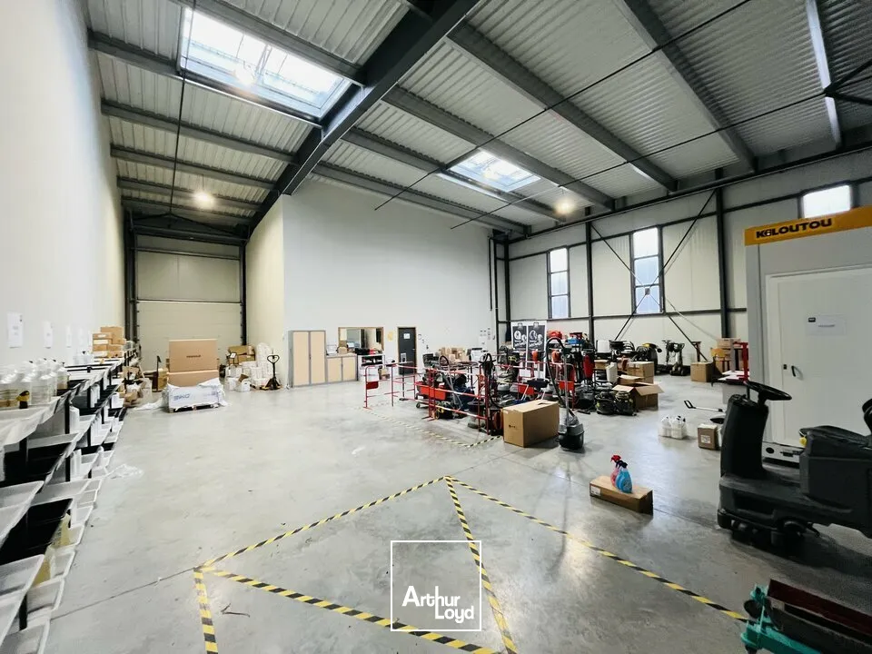Locaux d'activité & Entrepôts - Location - MONTIVILLIERS - 76290 - 422-422 - 7776561