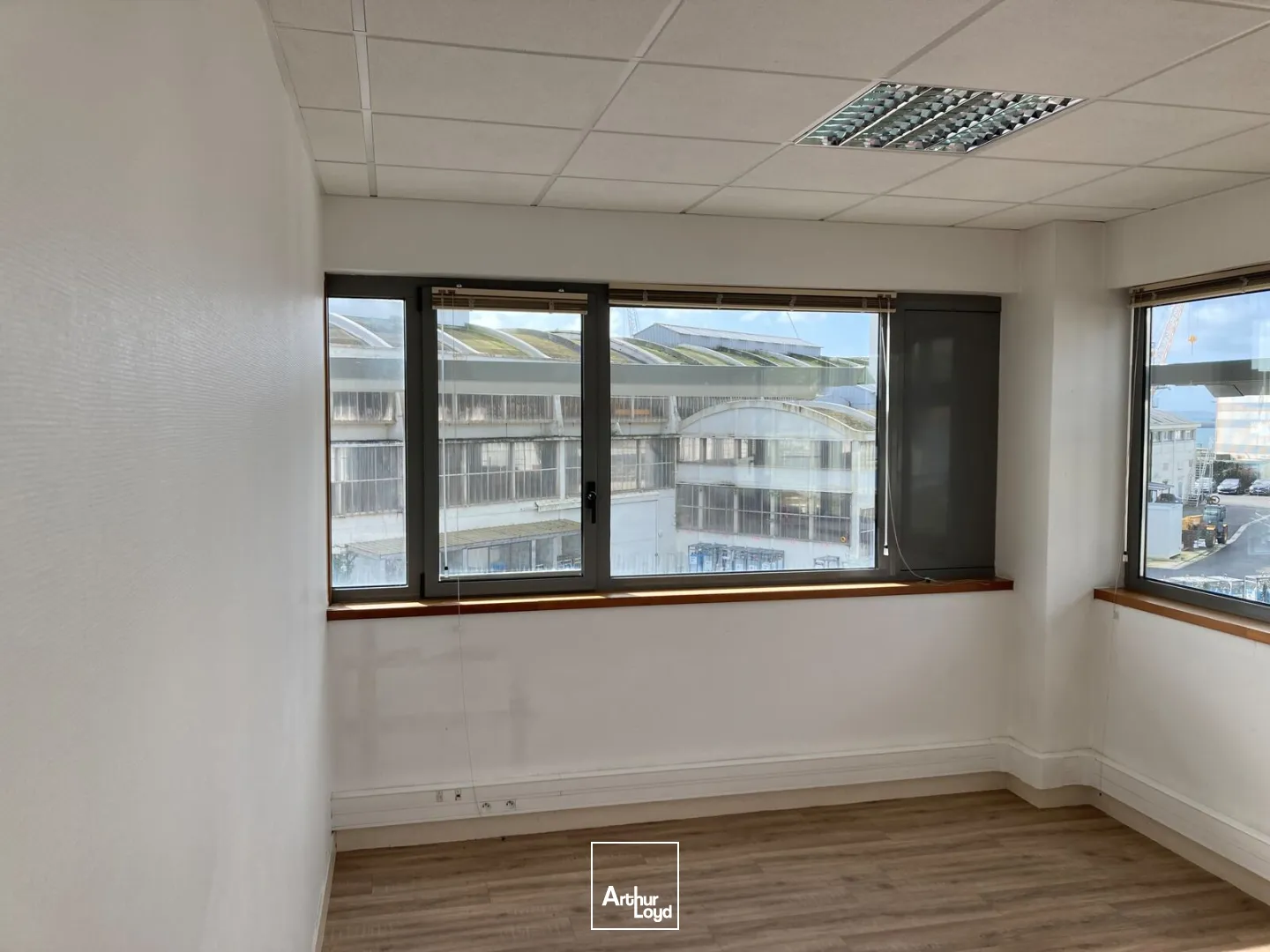 Bureaux - Location - BREST - 29200 - 130-130 - 7776676