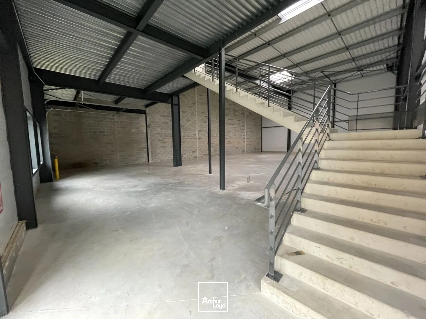 Locaux d'activité & Entrepôts - Location - OISSEL - 76350 - 192-3600 - 7776833