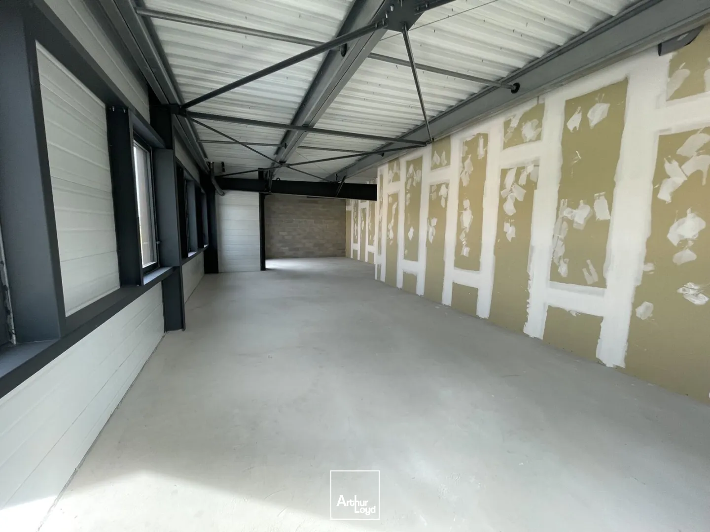 Locaux d'activité & Entrepôts - Location - OISSEL - 76350 - 192-3600 - 7776837