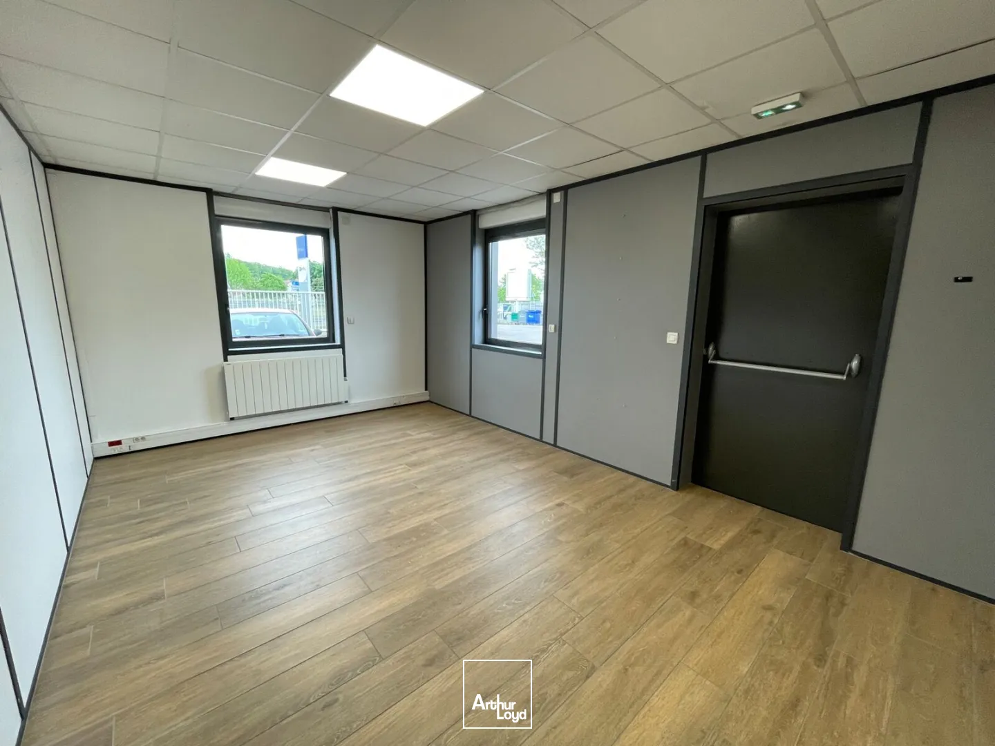 Locaux d'activité & Entrepôts - Location - LE GRAND QUEVILLY - 76120 - 484-484 - 7776841