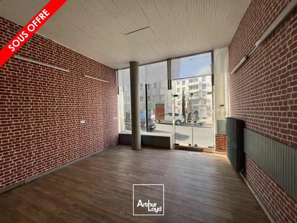 Locaux commerciaux - Vente - ANGOULÊME - 16000 - 83-83 - 7776916