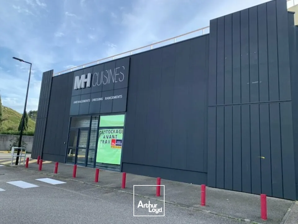 Locaux commerciaux - Location - LES ANGLES - 30133 - 501-501 - 7777349