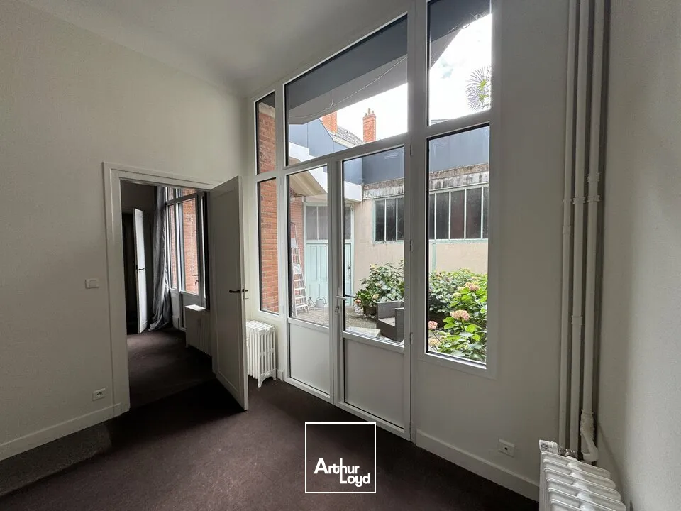 Bureaux - Location - TOURS - 37000 - 100-100 - 7777460