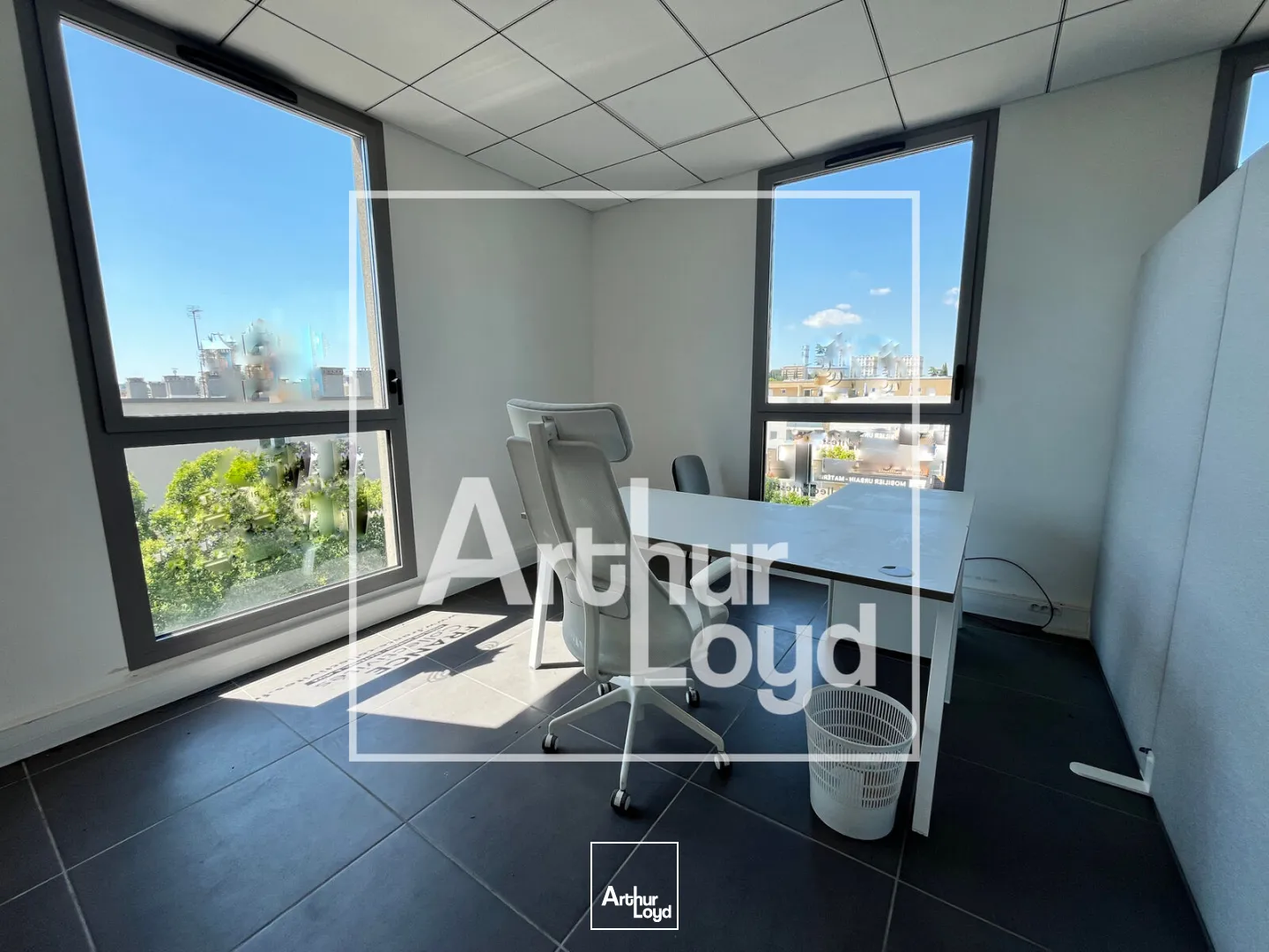 Bureaux - Location - NIMES - 30900 - 88-88 - 7777536
