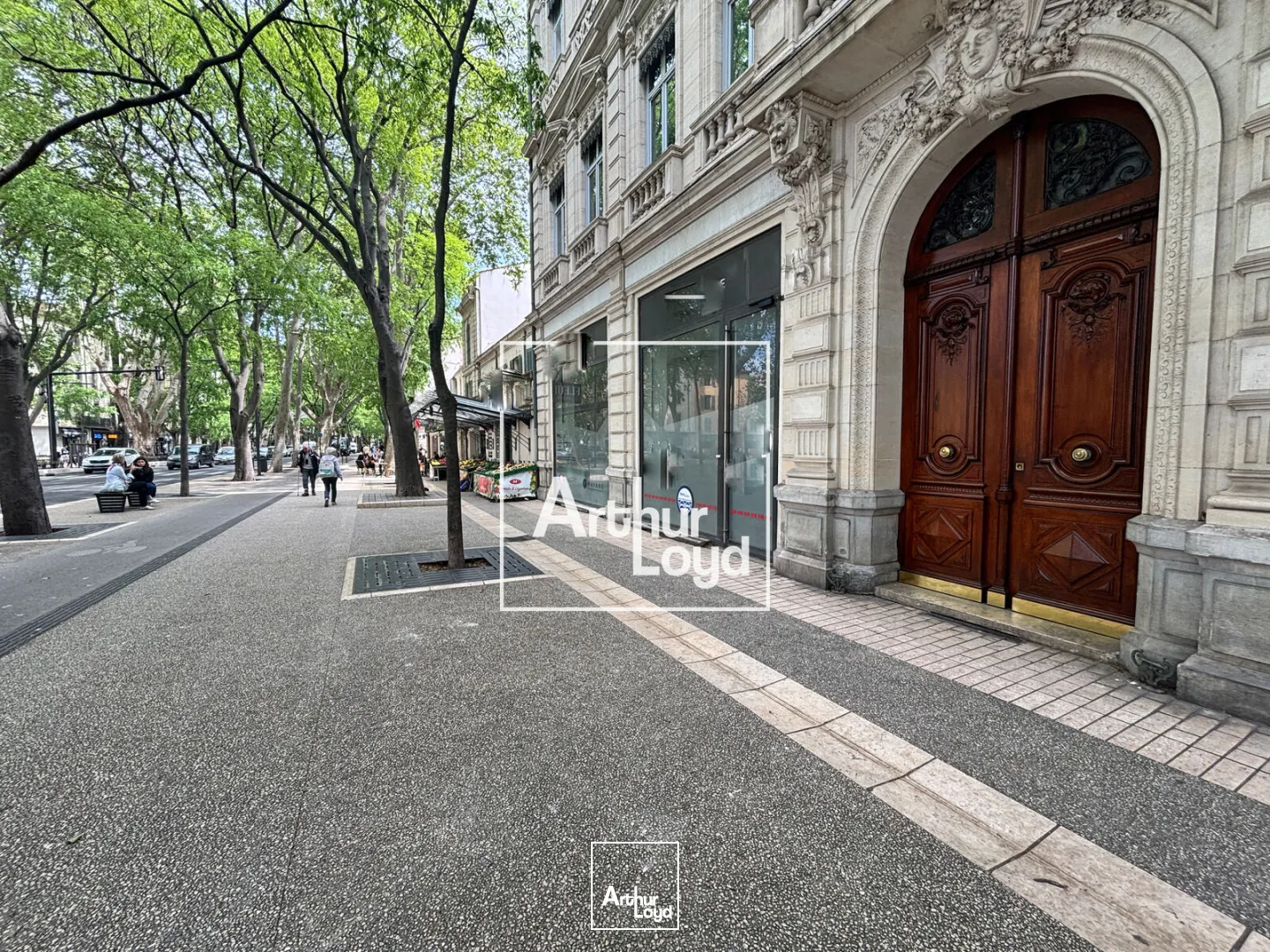 Locaux commerciaux - Location - NIMES - 30000 - 173-173 - 7777574