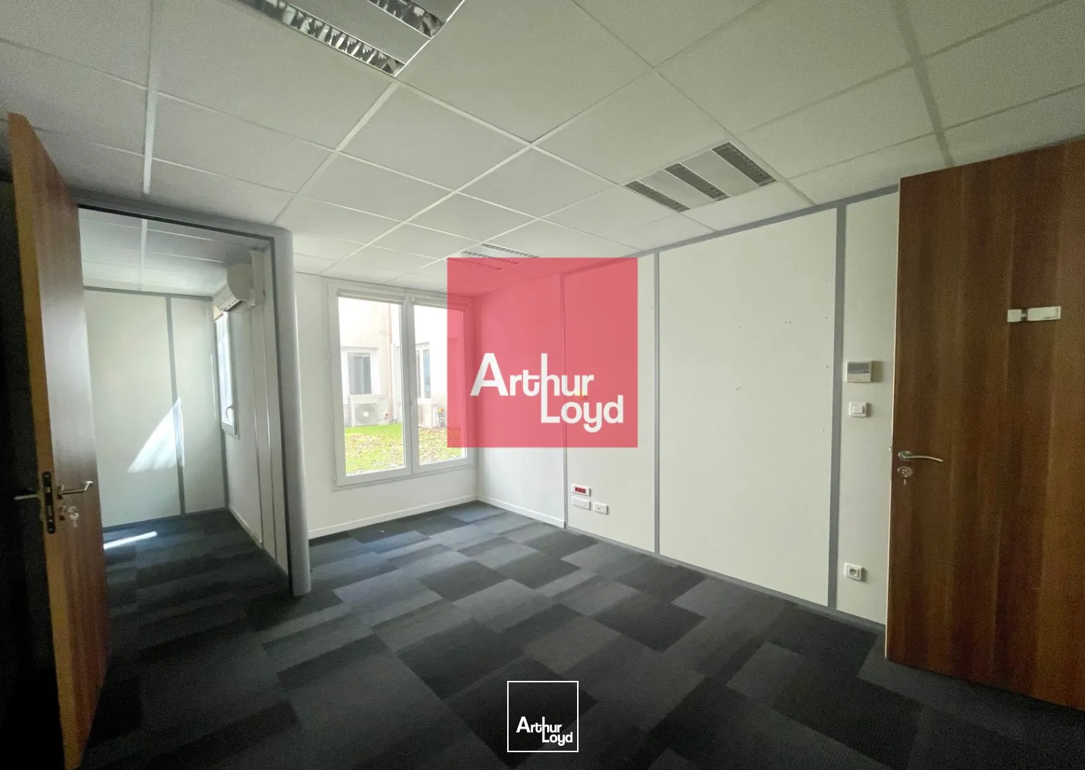 Bureaux - Location - NIMES - 30000 - 252.52-252.52 - 7777588