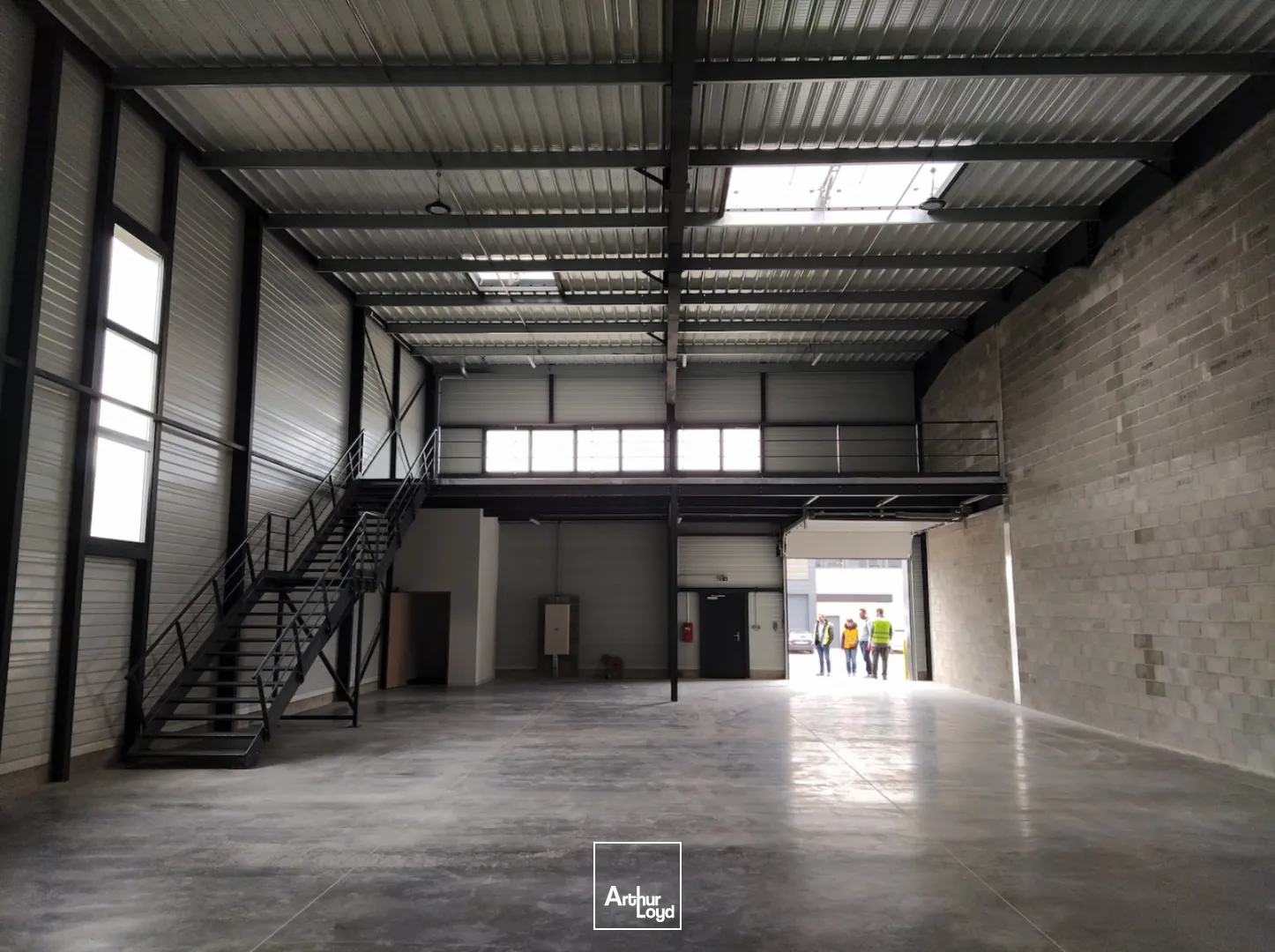 Locaux d'activité & Entrepôts - Location - PETIT COURONNE - 76650 - 272-6820 - 7777722