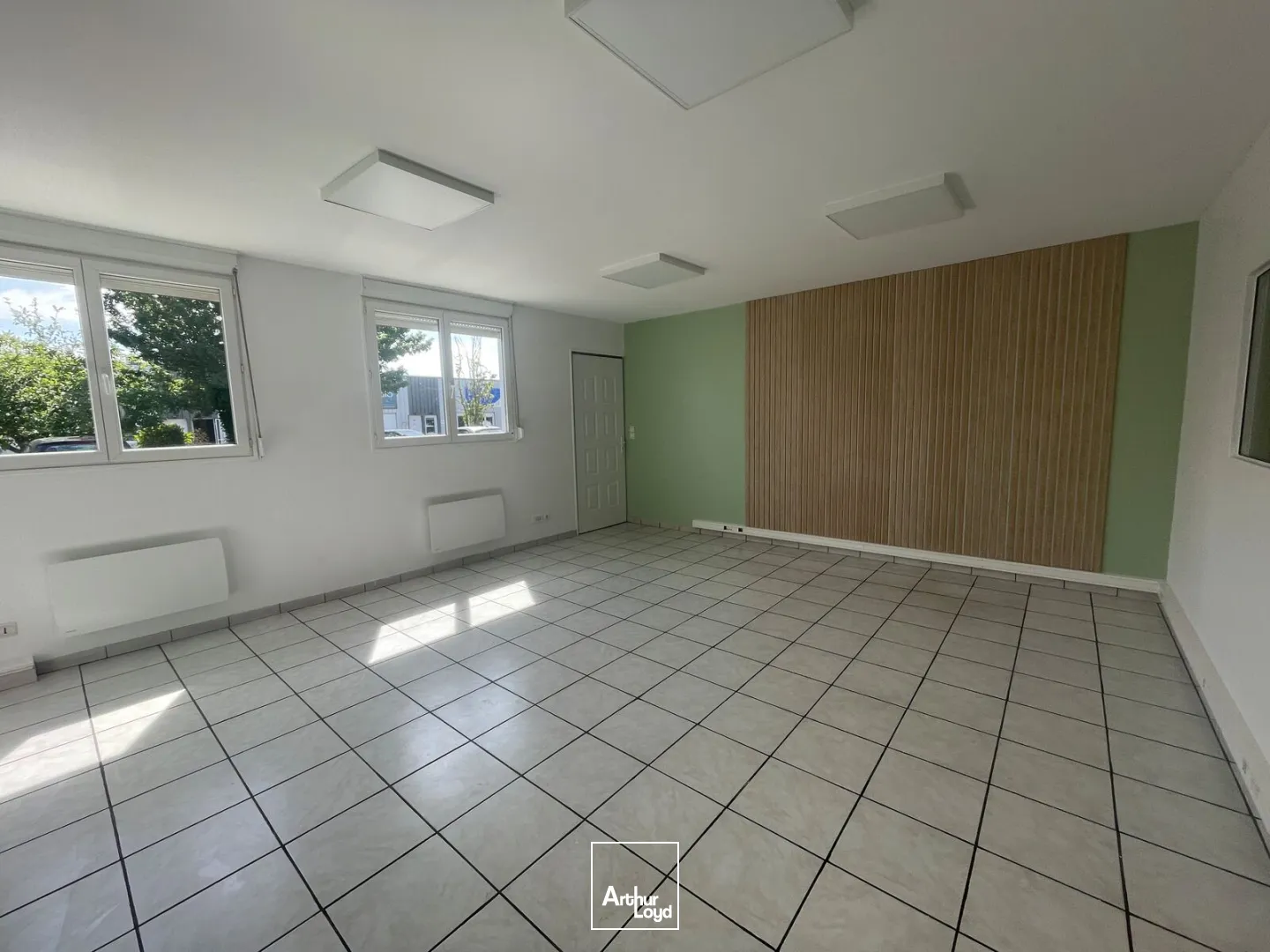 Bureaux - Location - LE VIEIL EVREUX - 27930 - 54-810 - 7777768
