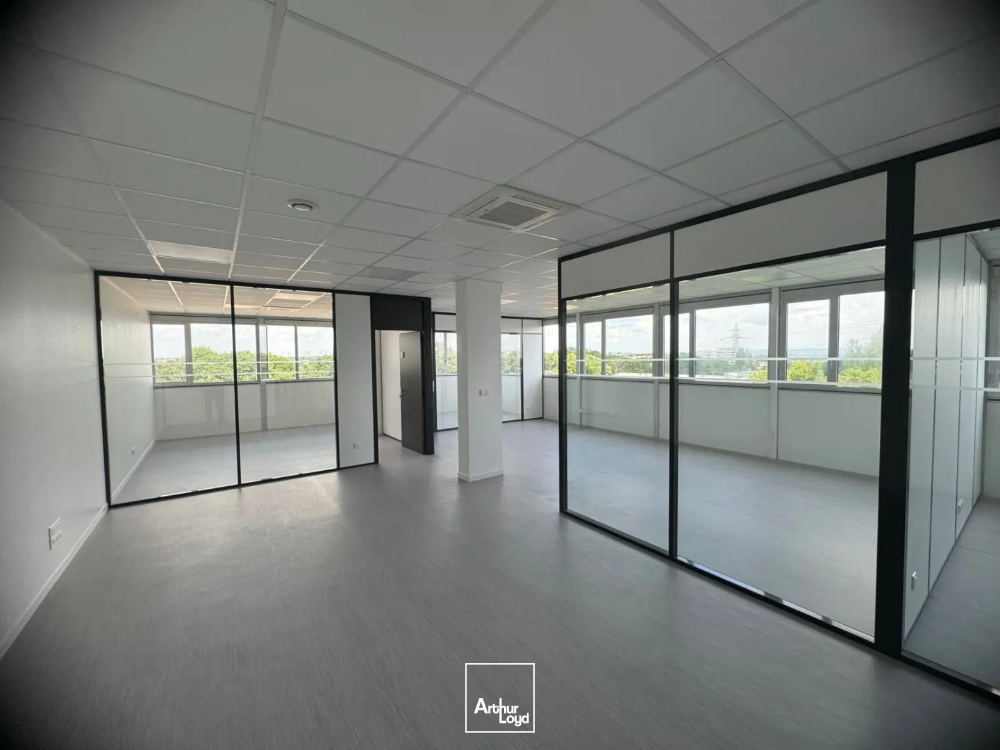 Bureaux - Location - OSNY - 95520 - 120-757 - 7777844