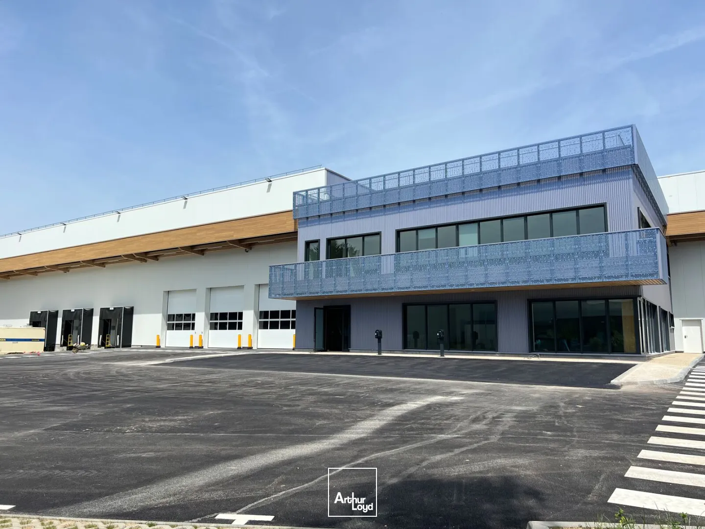 Locaux d'activité & Entrepôts - Location - TREMBLAY EN FRANCE - 93290 - 2482-5761 - 7777890