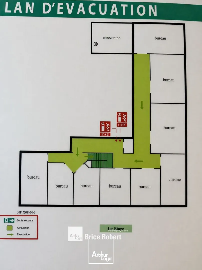 Locaux d'activité & Entrepôts - Vente - SAINT PRIEST - 69800 - 570-570 - 7778111