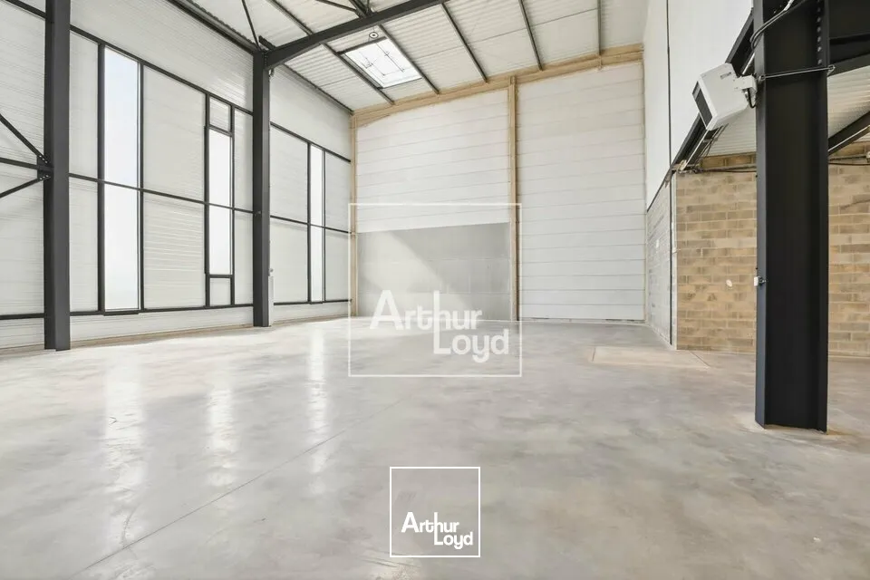 Locaux d'activité & Entrepôts - Location - WISSOUS - 91320 - 637-9501 - 7778307