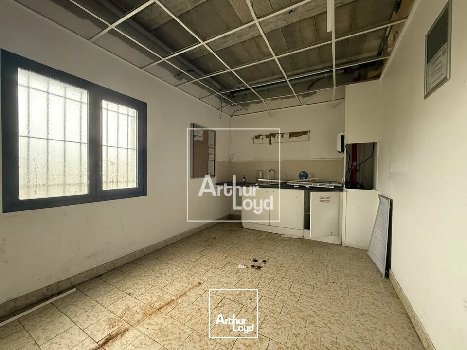 Locaux commerciaux - Vente - CANNES-ÉCLUSE - 77130 - 1328-1328 - 7778374