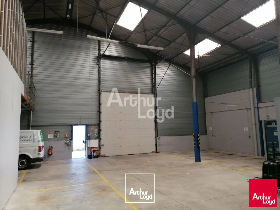 Locaux d'activité & Entrepôts - Location - RENNES - 35000 - 613-613 - 7778410