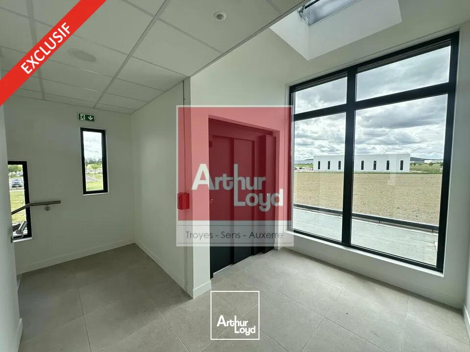 Bureaux - Location - SAINTE SAVINE - 10300 - 268.47-268.47 - 7778419