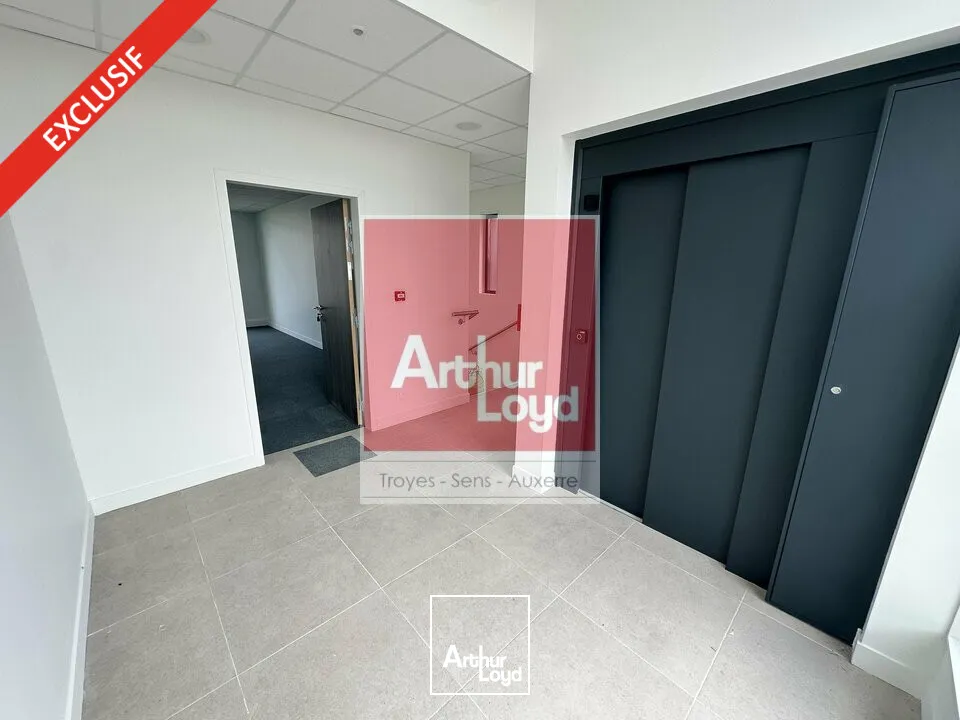 Bureaux - Location - SAINTE SAVINE - 10300 - 268.47-268.47 - 7778420