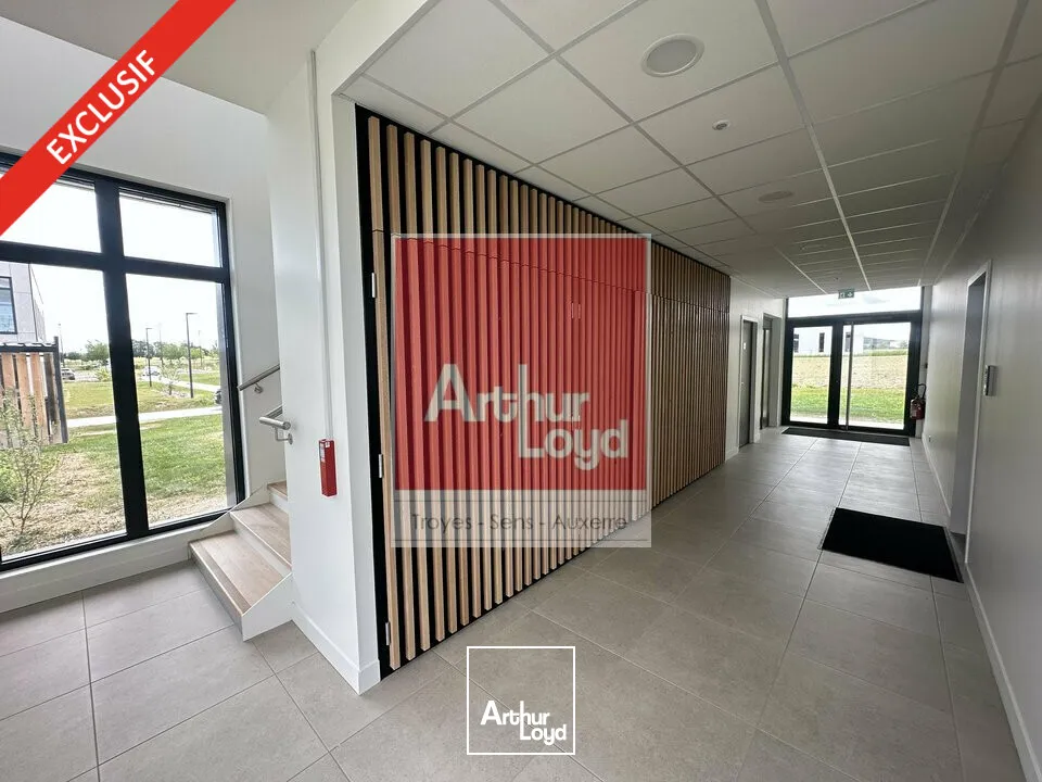 Bureaux - Location - SAINTE SAVINE - 10300 - 268.47-268.47 - 7778422