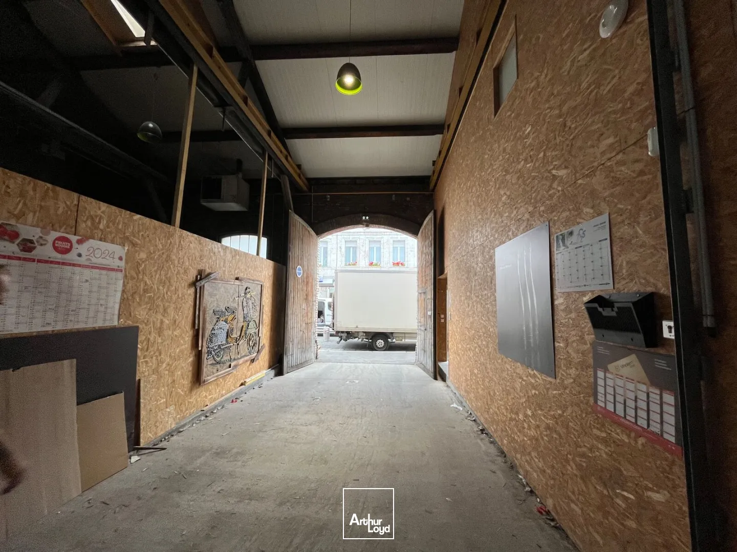 Locaux d'activité & Entrepôts - Vente - SAINT QUENTIN - 02100 - 622-622 - 7778436