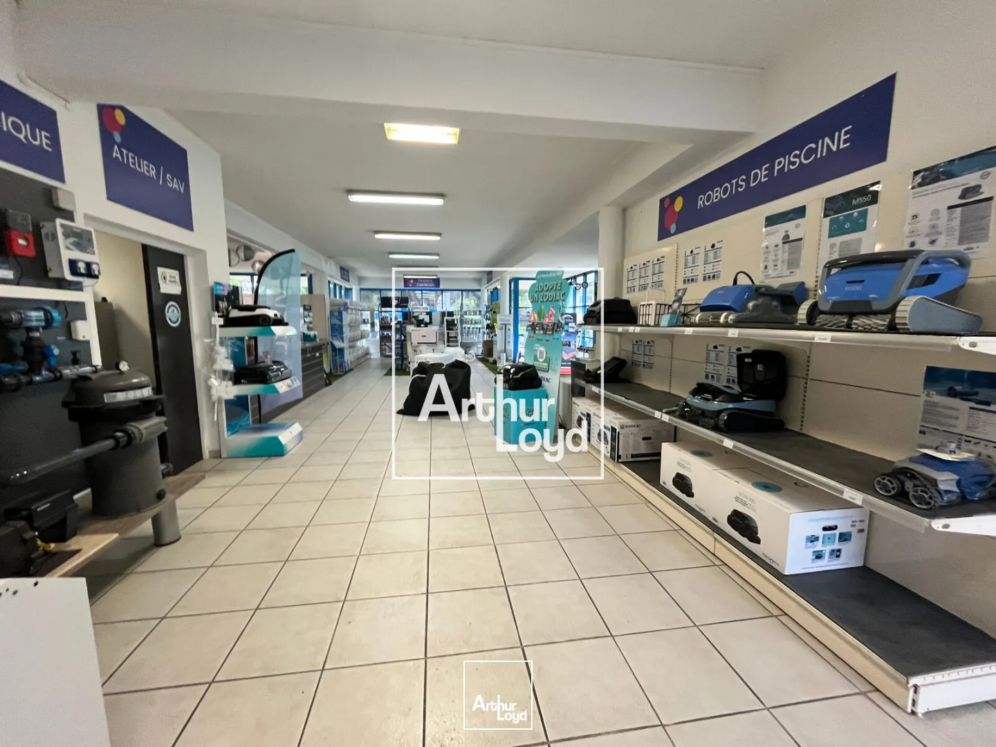 Locaux commerciaux - Location - NIMES - 30900 - 318-318 - 7778539