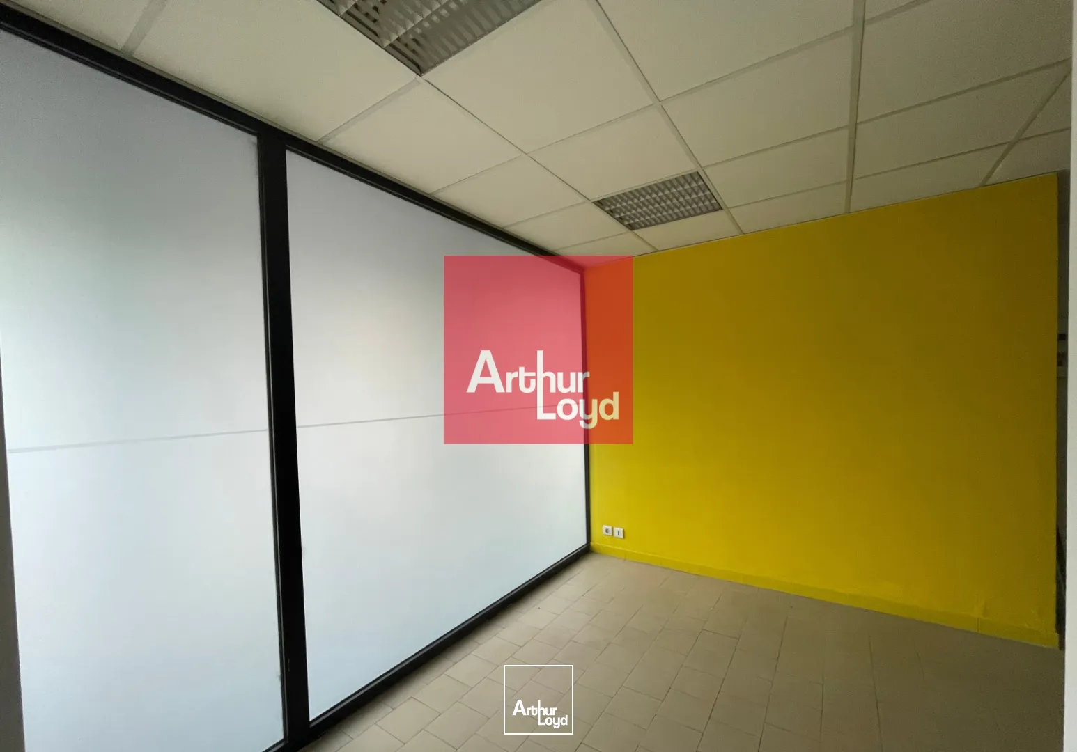 Locaux commerciaux - Vente - NIMES - 30000 - 77-77 - 7778583