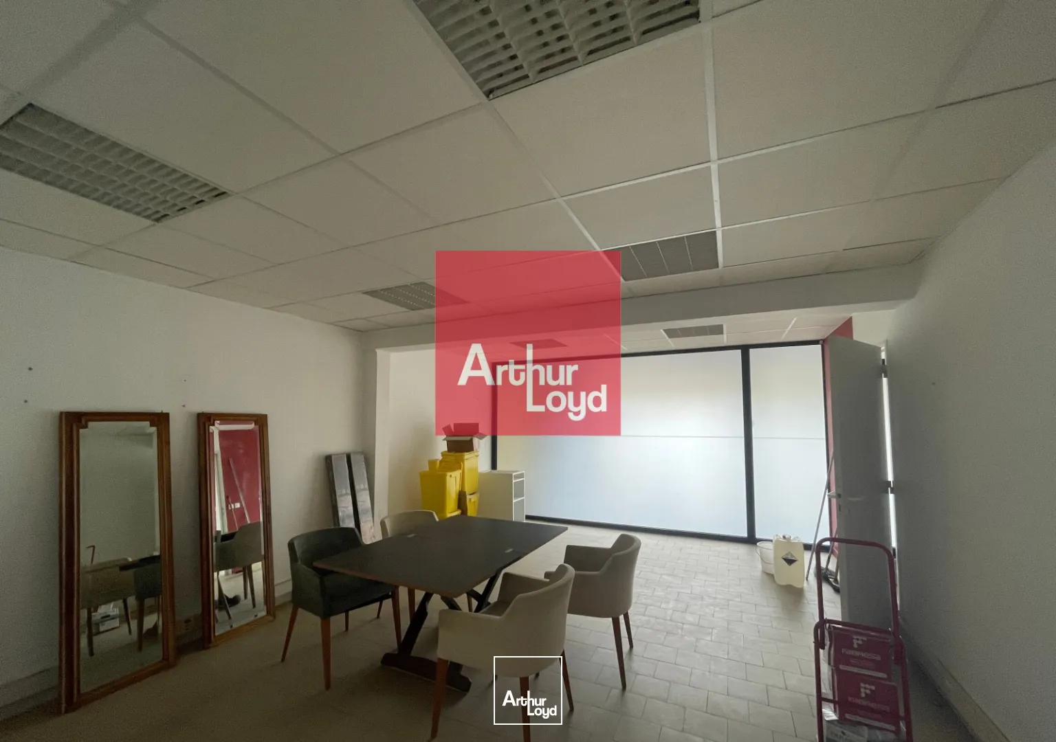 Locaux commerciaux - Vente - NIMES - 30000 - 77-77 - 7778586