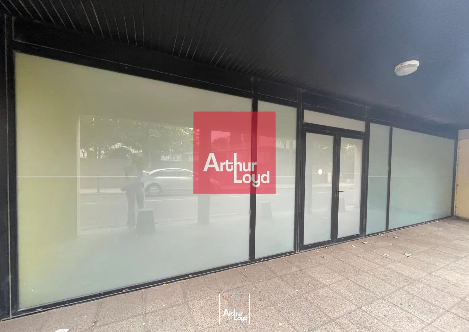 Locaux commerciaux - Vente - NIMES - 30000 - 77-77 - 7778588