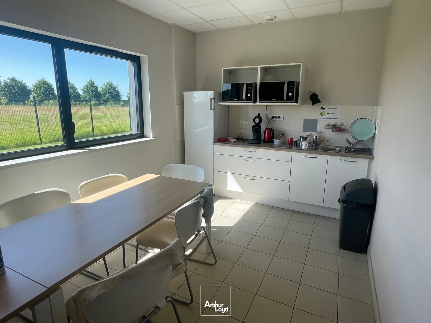 Locaux d'activité & Entrepôts - Location - SAINT AUBIN SUR GAILLON - 27600 - 1337-1337 - 7778786
