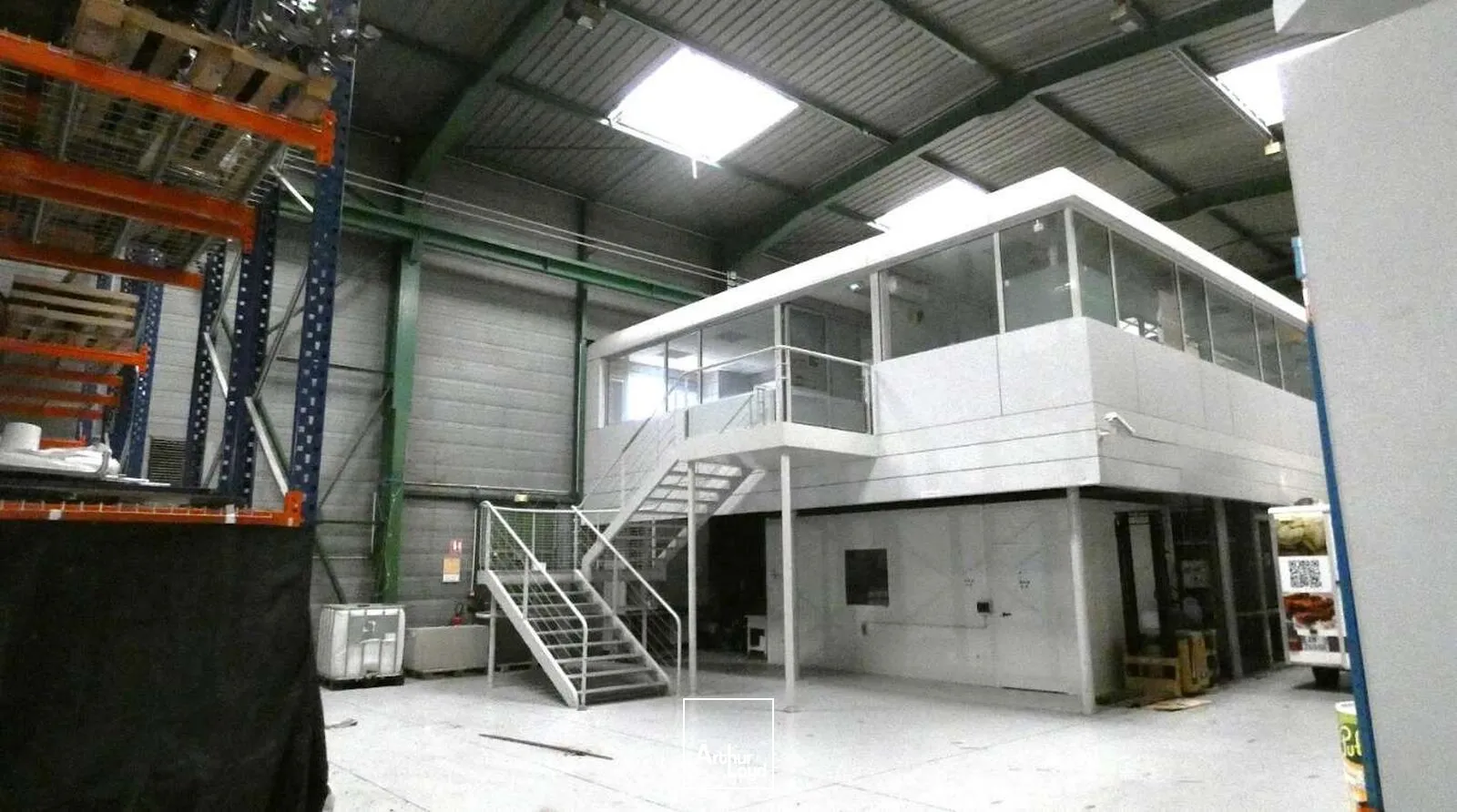 Locaux d'activité & Entrepôts - Vente - MONTIGNY LE BRETONNEUX - 78180 - 2039-2039 - 7778879