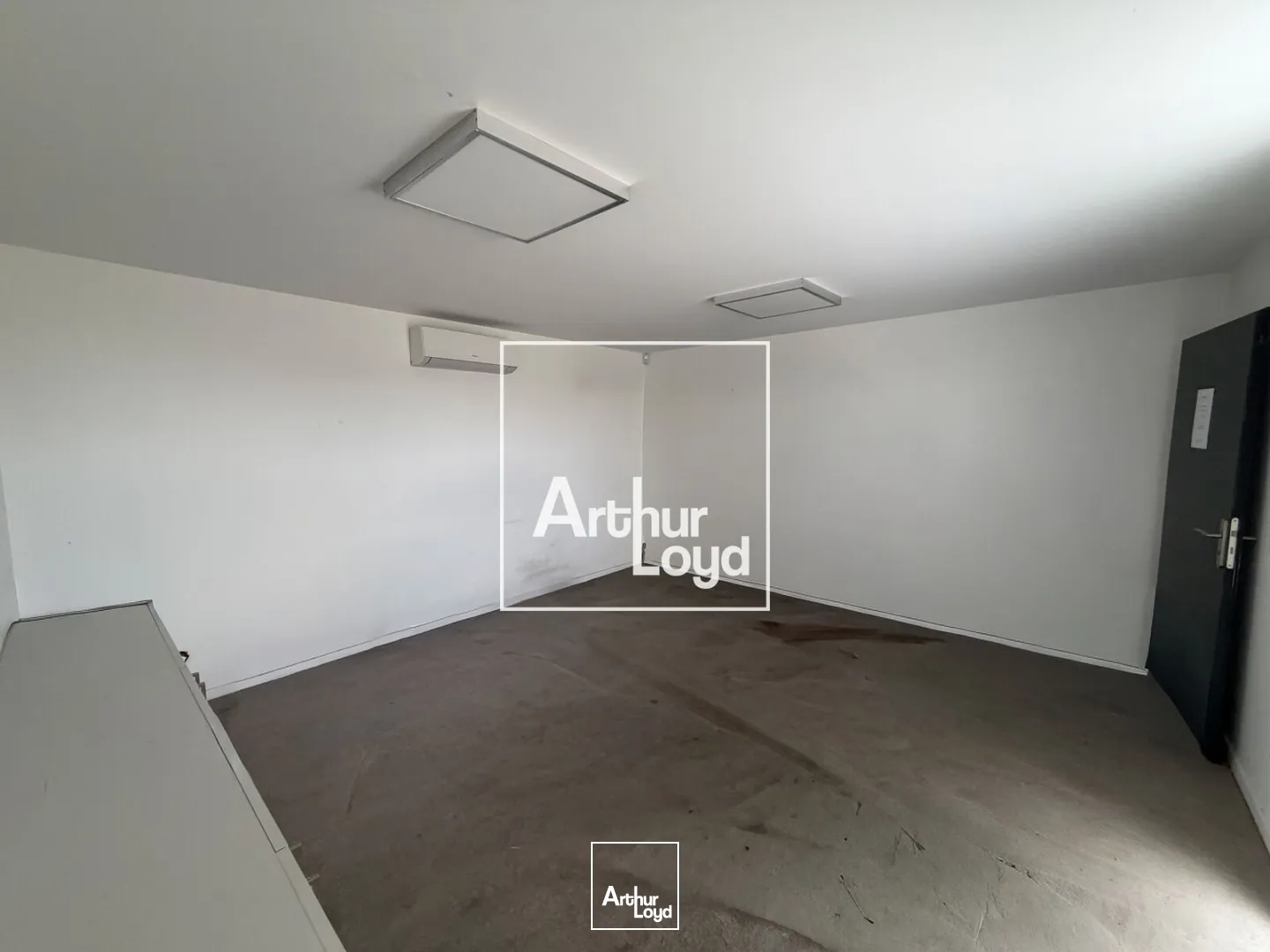 Locaux d'activité & Entrepôts - Location - TOULOUSE - 31100 - 816-816 - 7778954