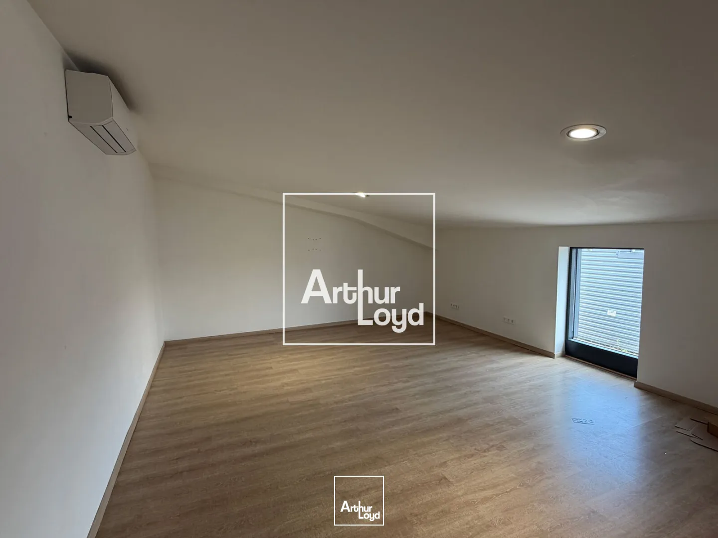 Locaux d'activité & Entrepôts - Location - TOULOUSE - 31100 - 816-816 - 7778957