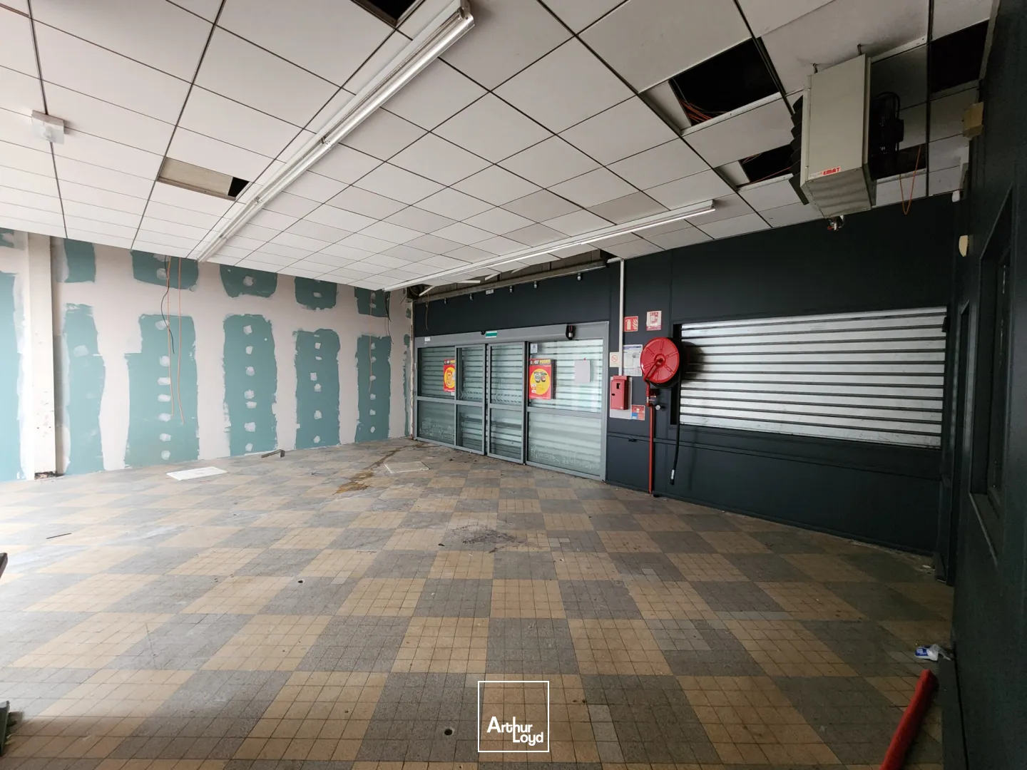Locaux commerciaux - Location - Belfort - 90000 - 463-463 - 7779048