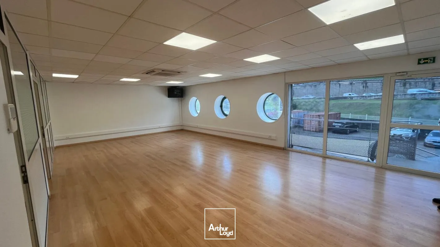 Bureaux - Location - Le Lamentin - 97232 - 90-90 - 7779139
