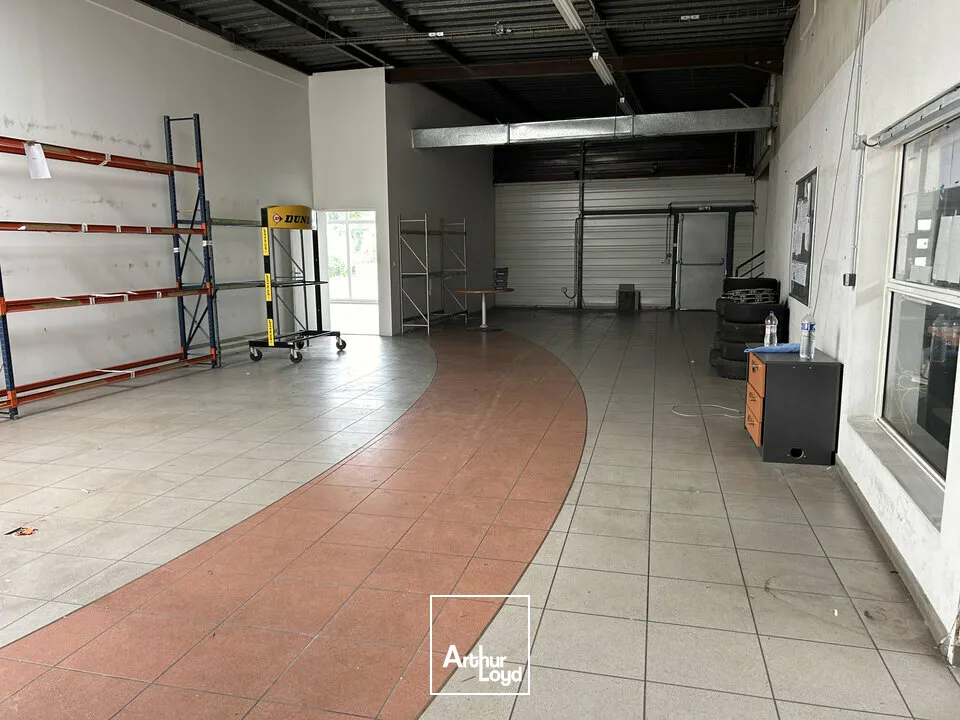Locaux commerciaux - Vente - HUNINGUE - 68330 - 2466-2466 - 7779214
